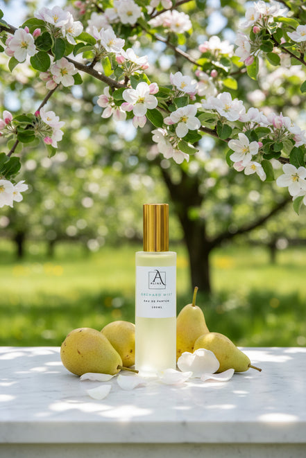 ORCHARD MIST - ENGLISH PEAR & FREESIA INSPIRED